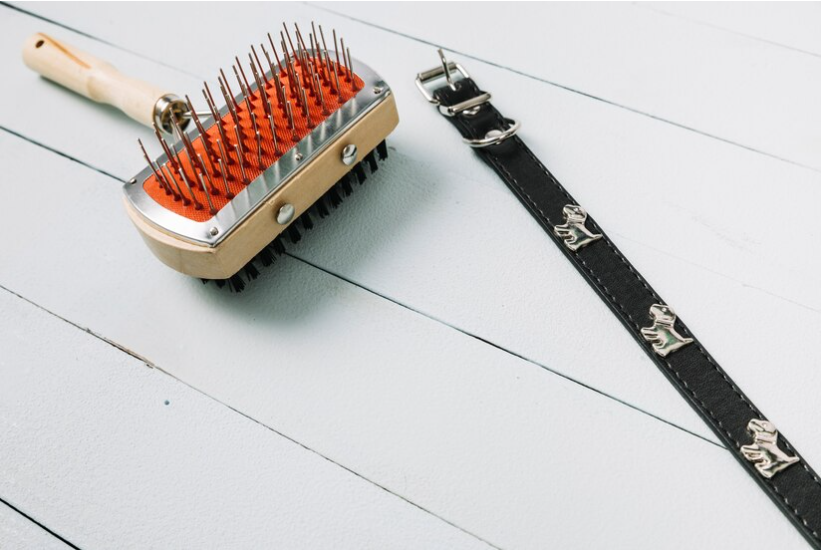 ¿Qué es un cepillo escarpidor?